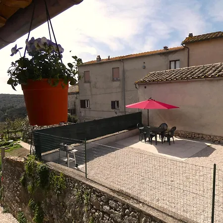 Scappo In Umbria, Vicoletto Porchiano (Terni)