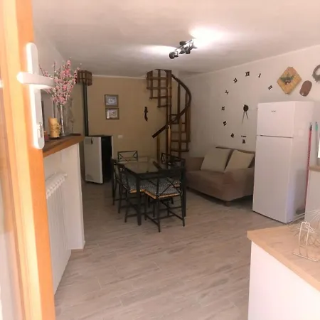 Scappo In Umbria, Vicoletto Apartman