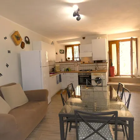 Scappo In Umbria, Vicoletto * Porchiano (Terni)