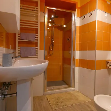 Scappo In Umbria, Vicoletto